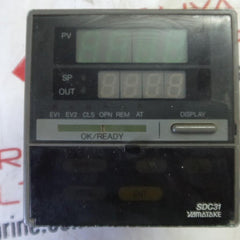 YAMATAKE SDC31 - C312GA000300 TEMPERATURE METER