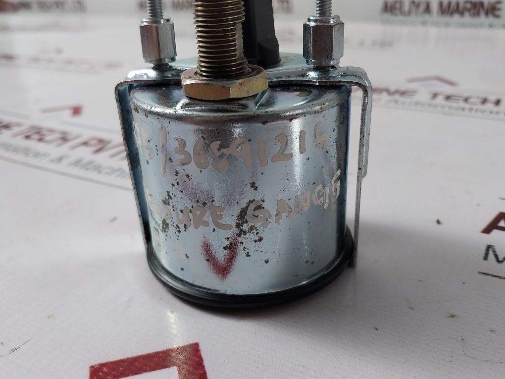 151080102 Pressure Gauge 0-16 Bar 0-250 Psi