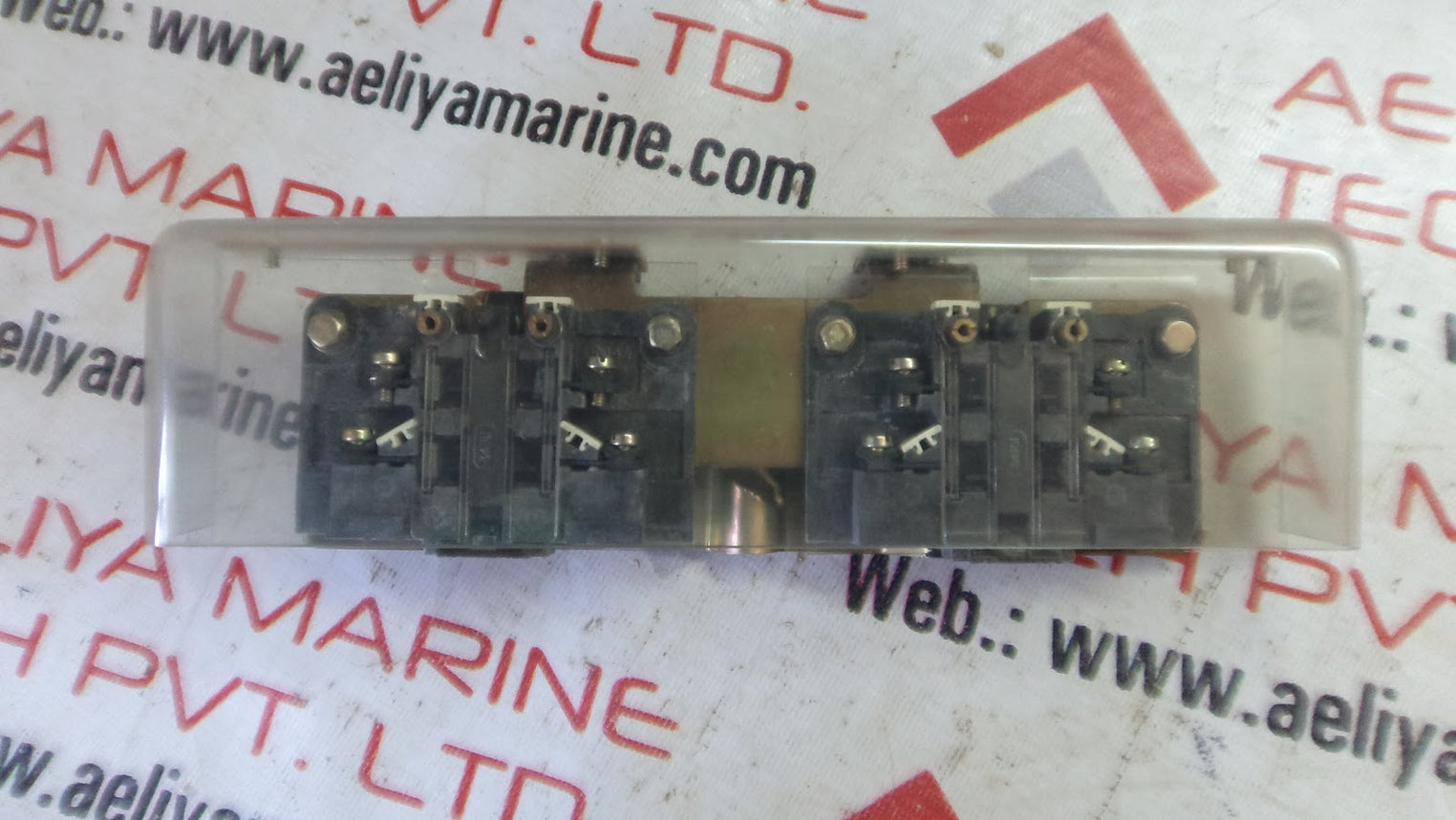 Harvey Hubbell 60955-2