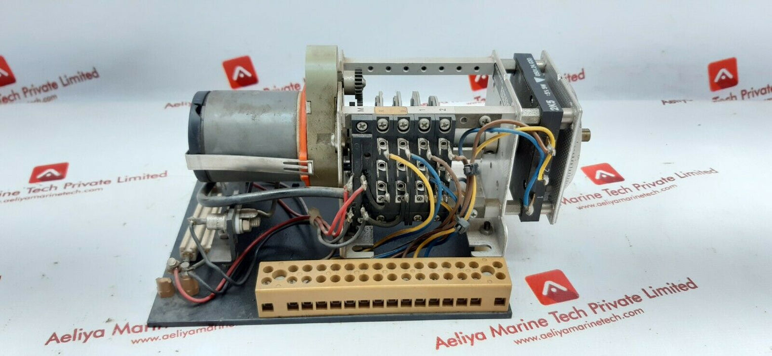 Micromat micronor ch-8052 cam switch