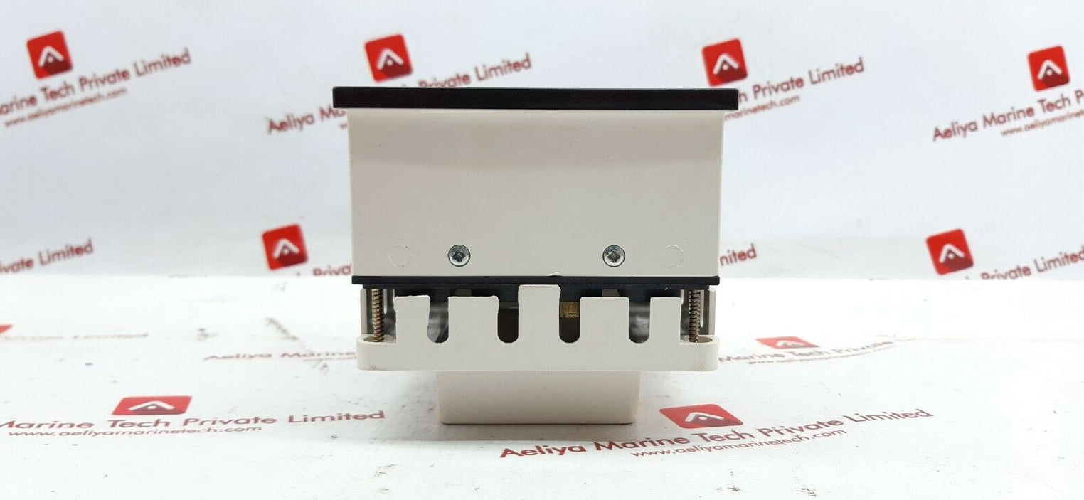 Crompton 244-259g-bdcc-4t hour meter