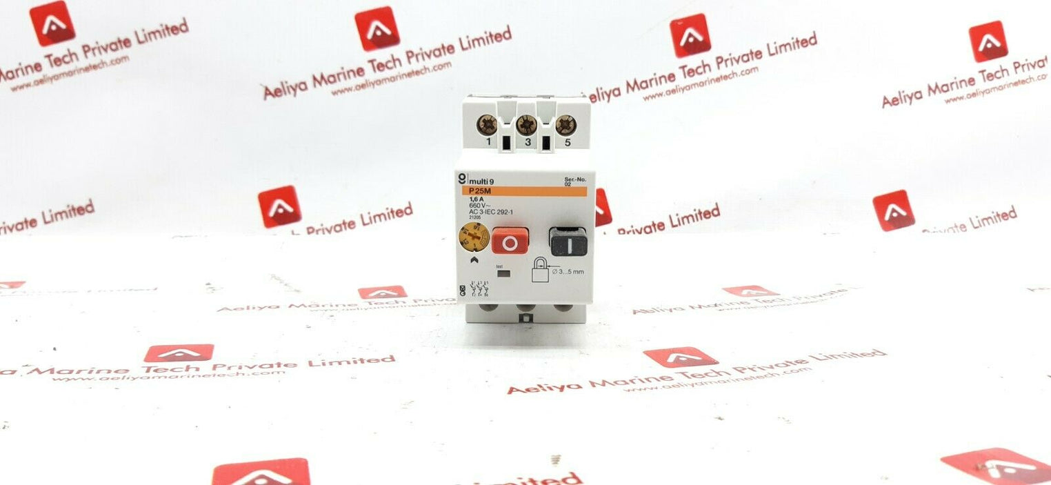 Merlin gerin multi 9 p25m circuit breaker