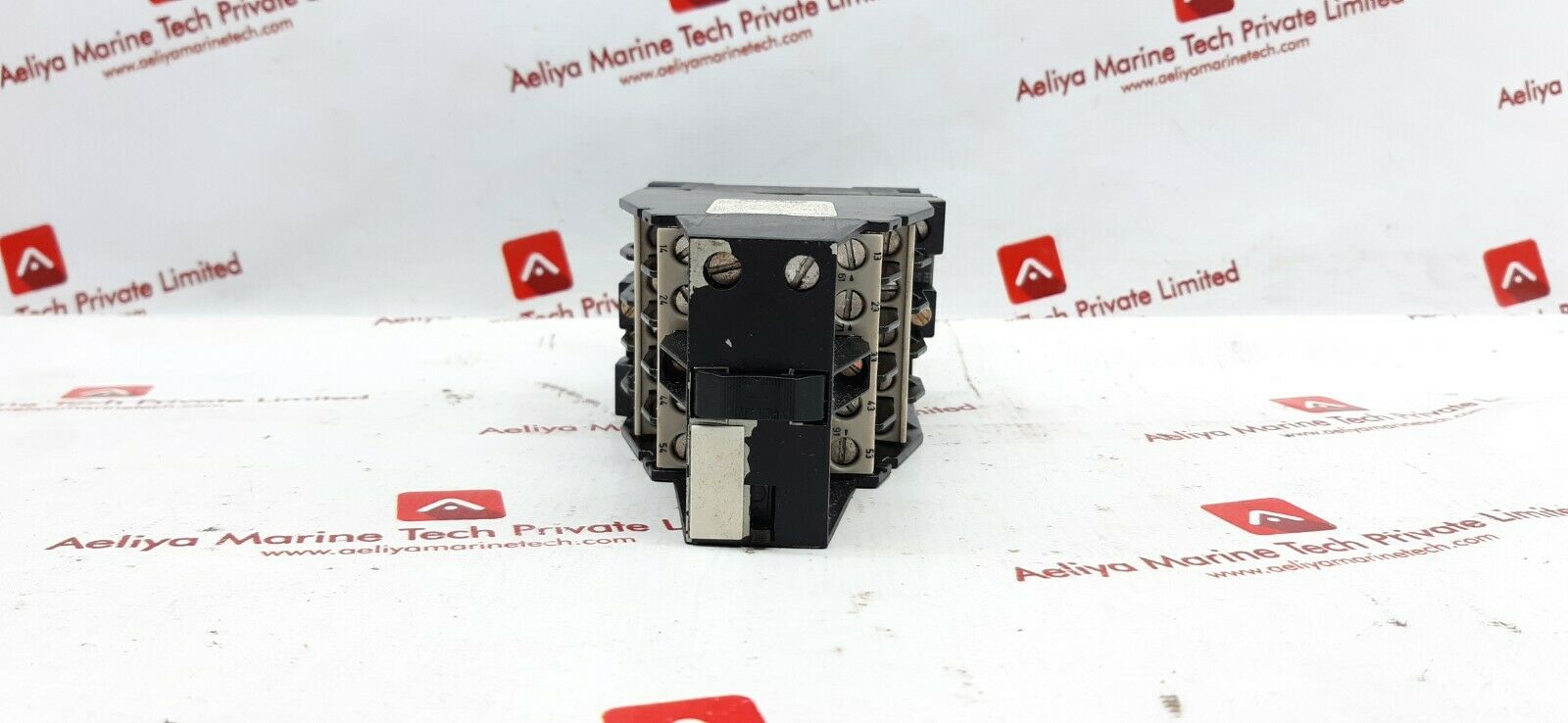 Siemens 3th83 54-1e control relay
