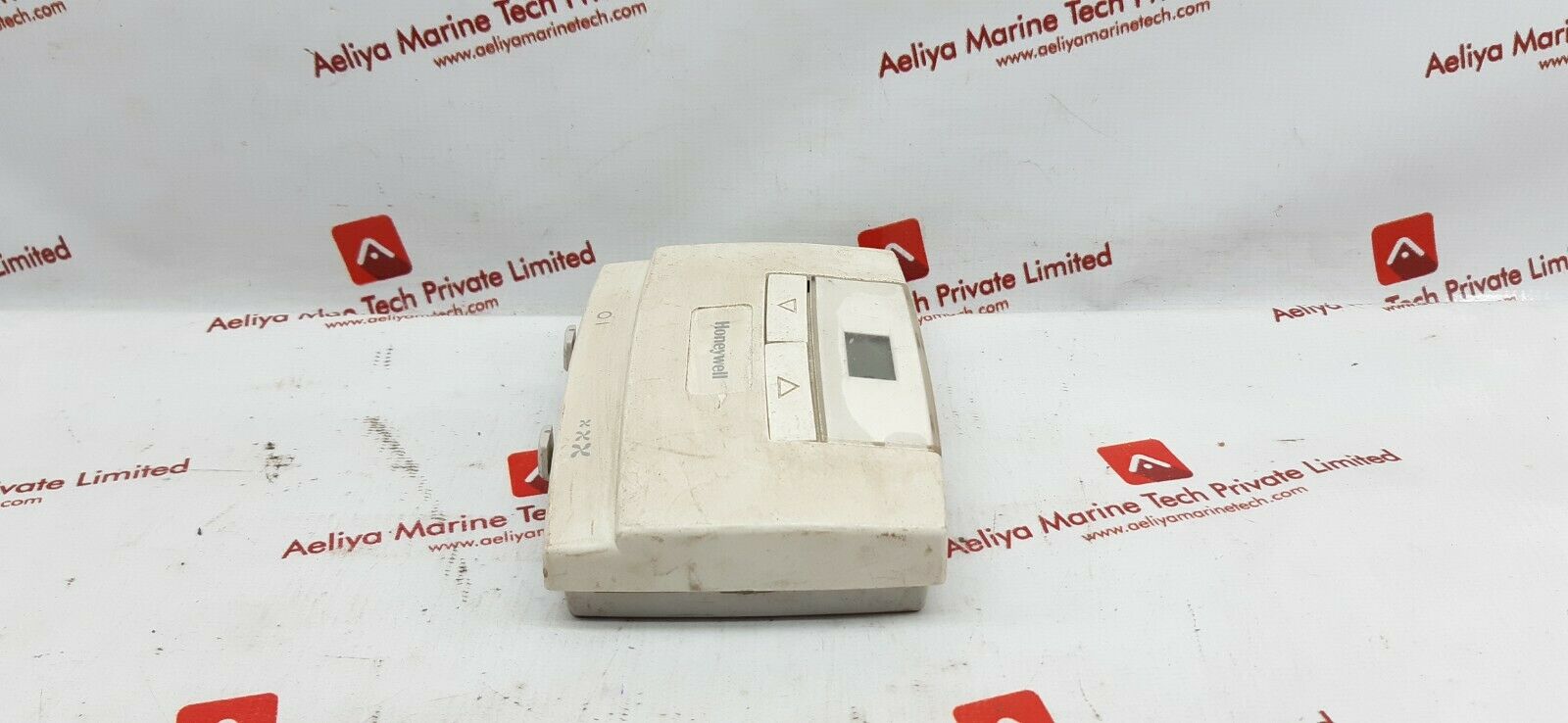 Honeywell t6573a1015 digital fan coil thermostats
