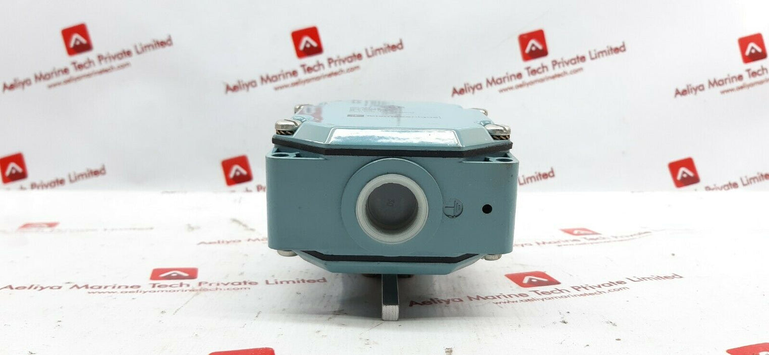 Telemecanique xcr limit switch