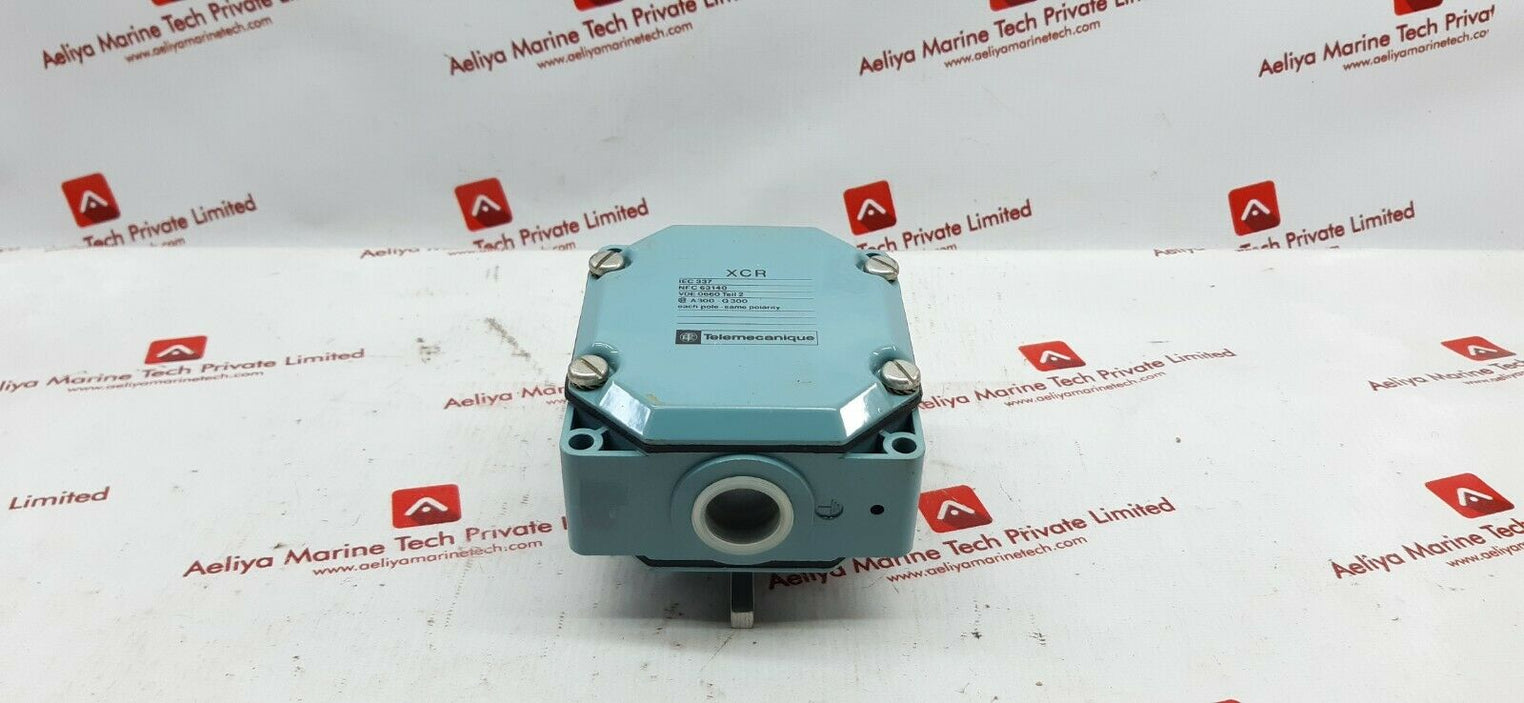 Telemecanique xcr limit switch