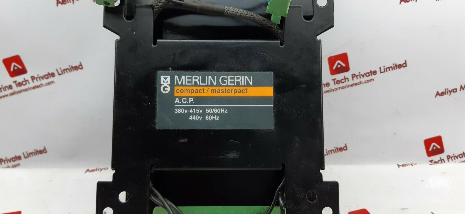 Merlin gerin compact/masterpact interface plate acp 380v