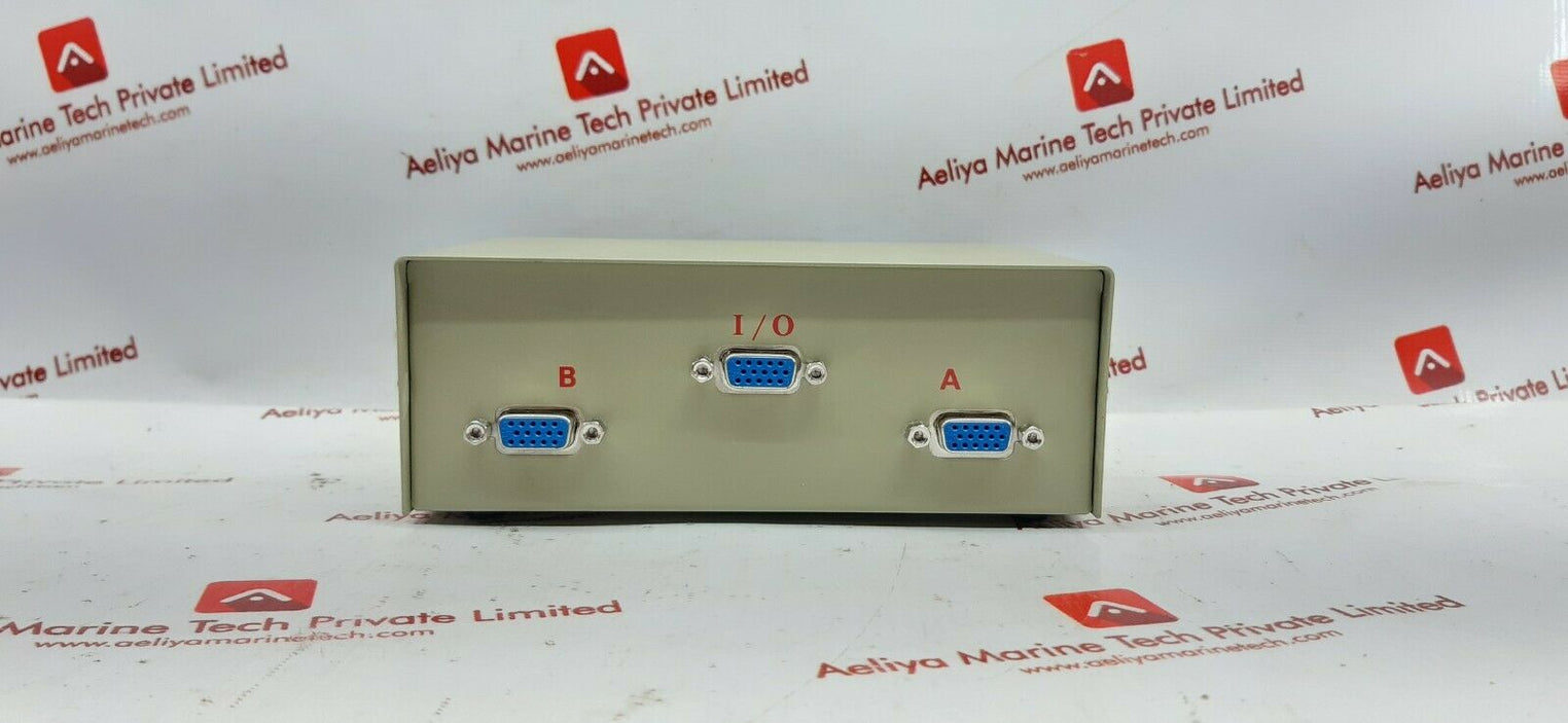 Roline 390-1760 data switch box