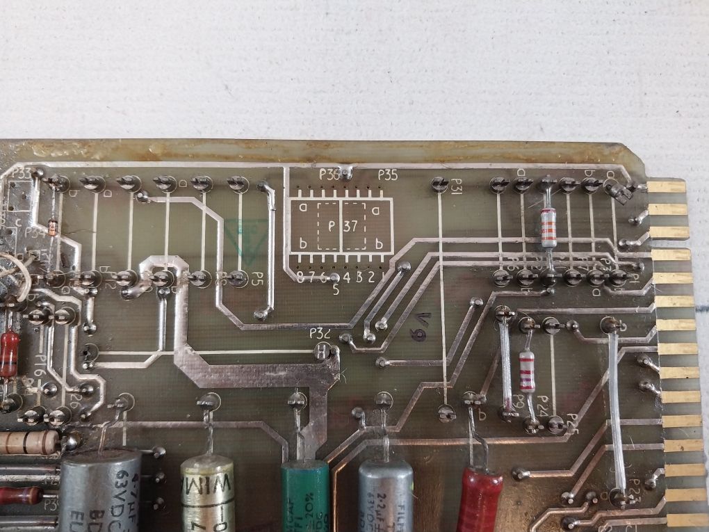 1704B Pcb