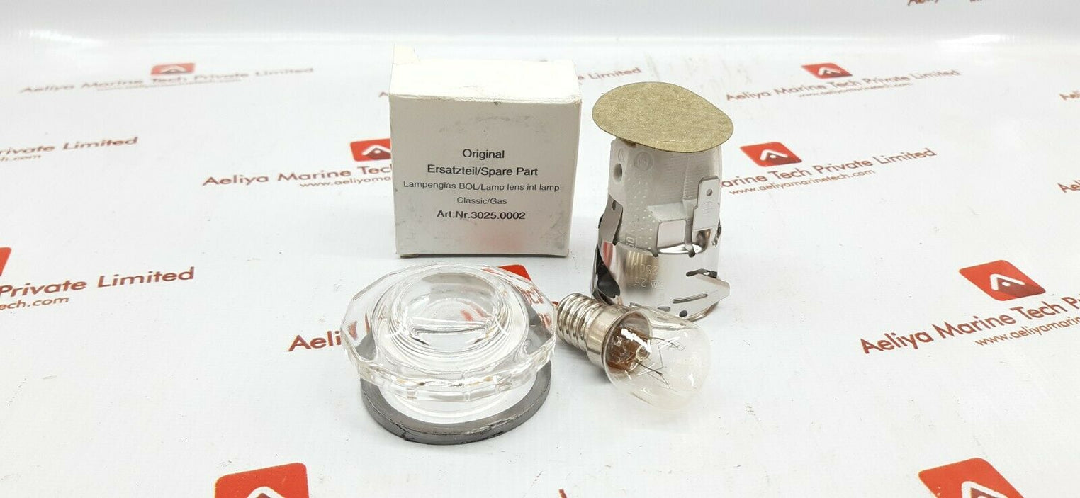 3025.0002 lampenglas bol/lamp lens int lamp / 3023.0506 socket for interior lamp