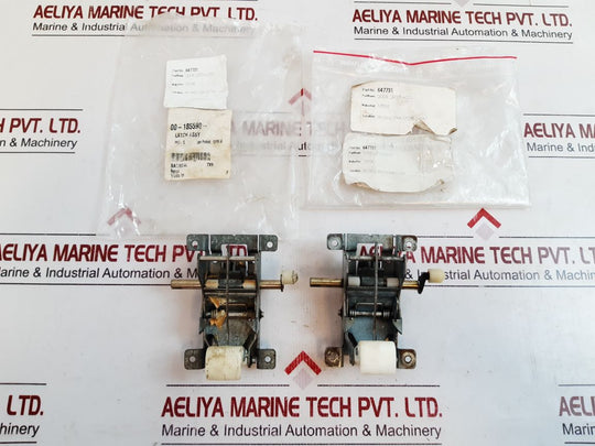 185590 Door Latch Assy