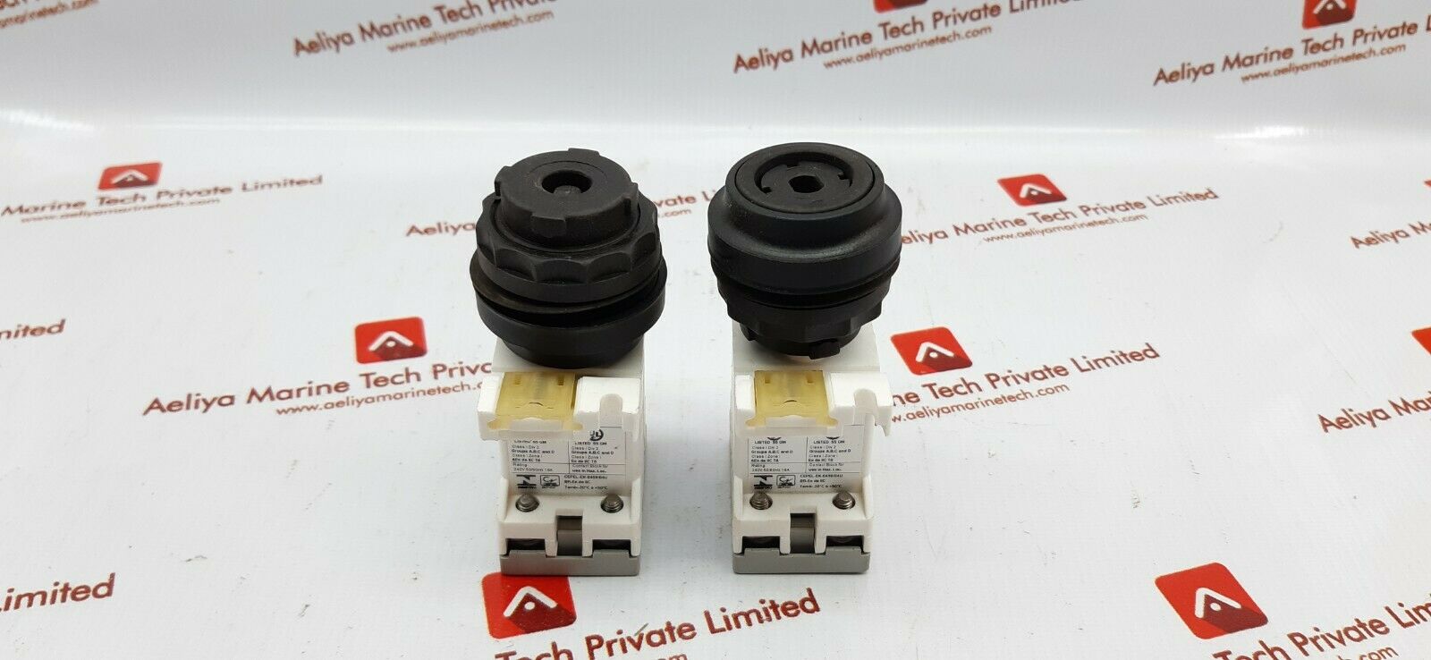 Ceag crouse-hinds ghg4171101r0002 pressure button