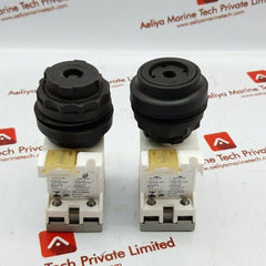 Ceag crouse-hinds ghg4171101r0002 pressure button
