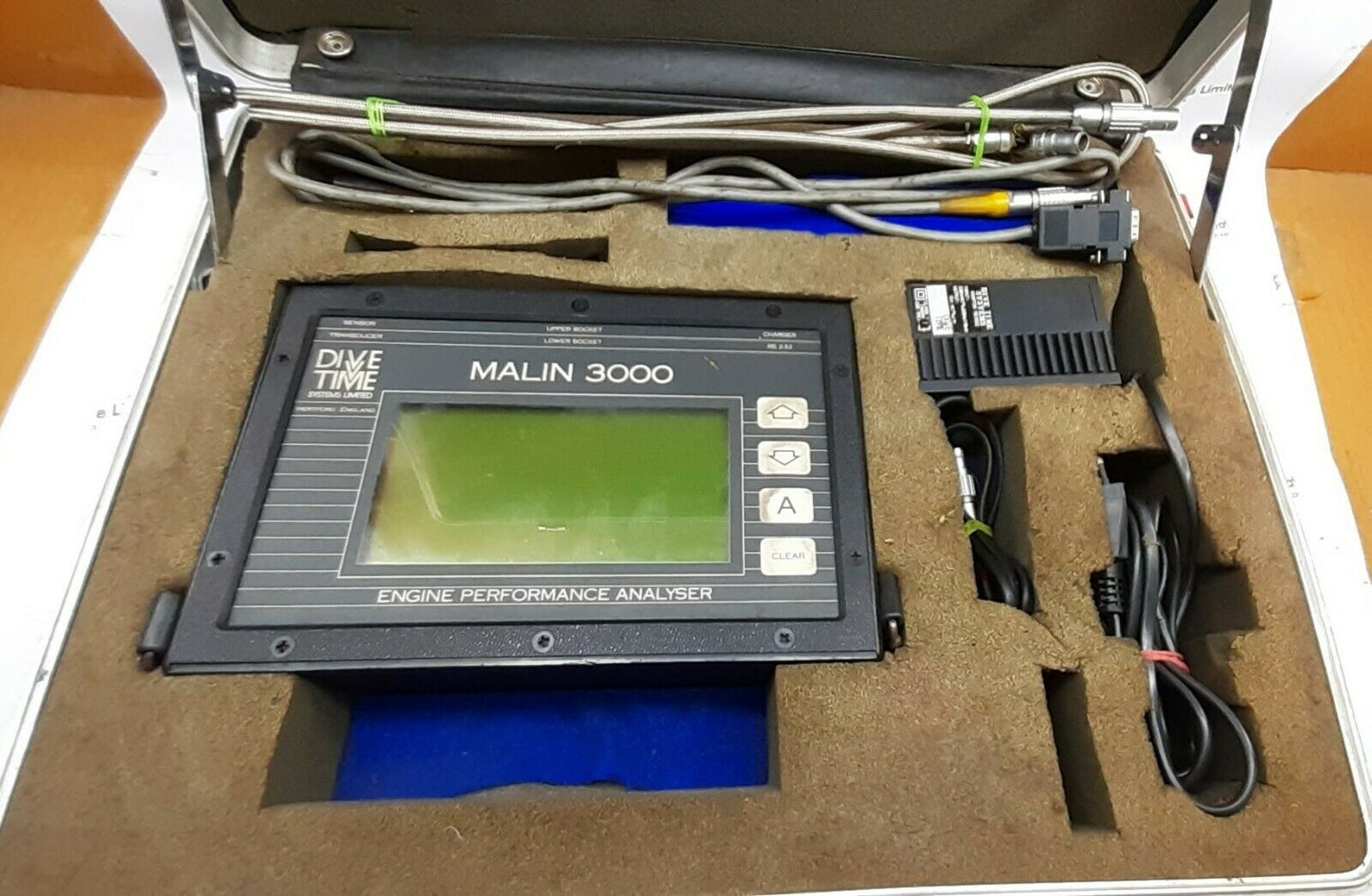 Dive time malin 3000 engine performance analyser