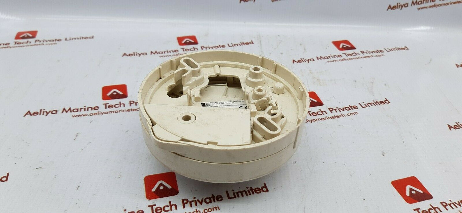 Hochiki slr-em conventional photo electric smoke detector