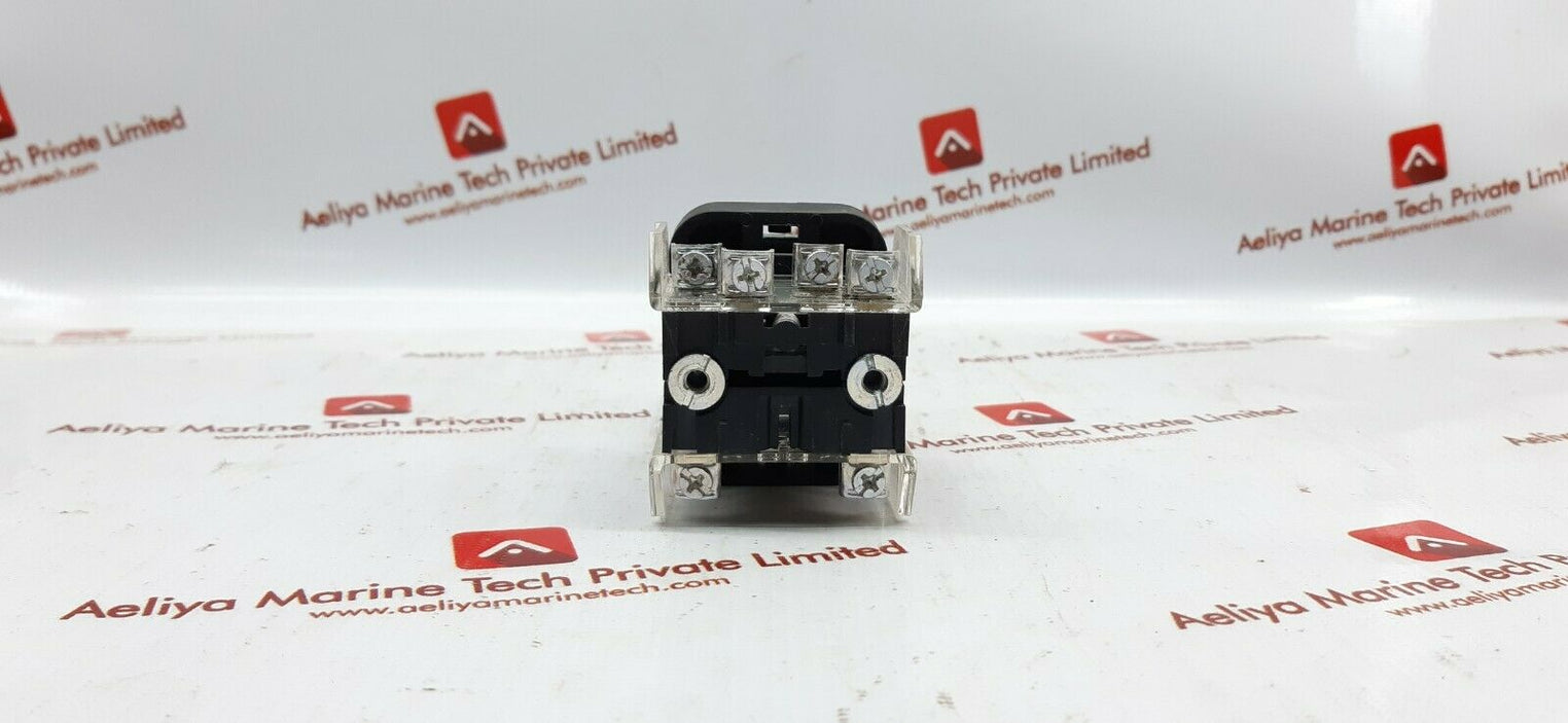 Allen-bradley 800t-qb24g green push button