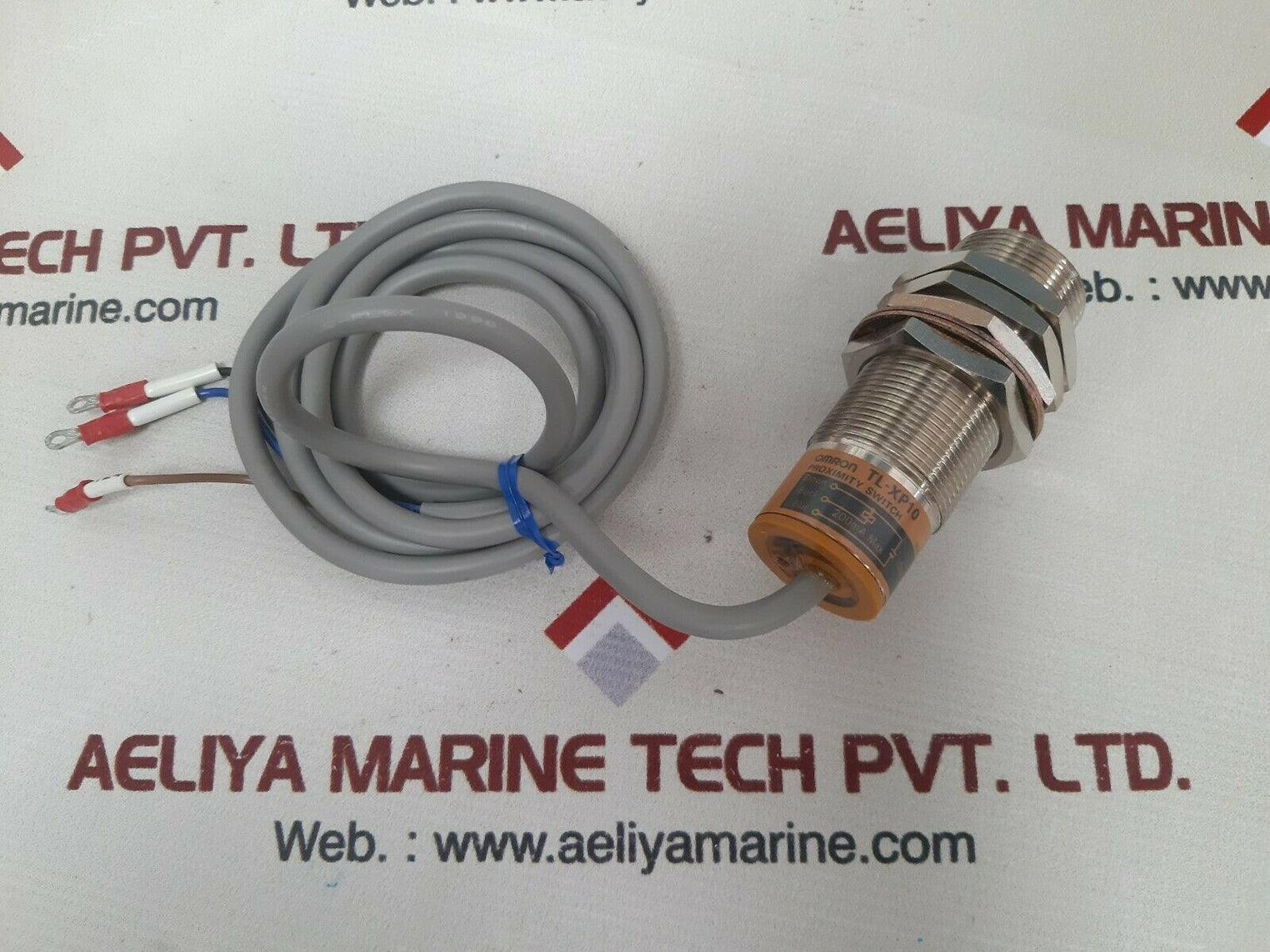 Omron tl-xp10 proximity switch