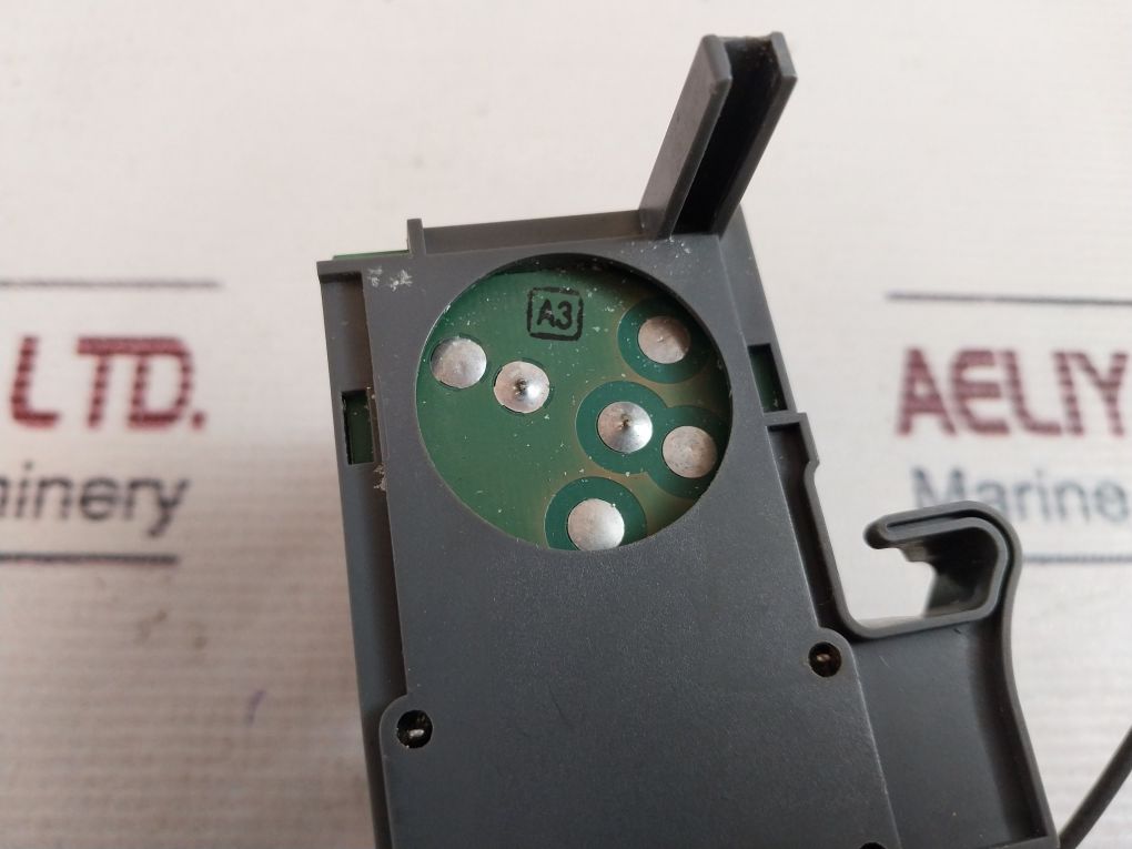 1_50_552203_0 A Al/W3 Capacitor Board