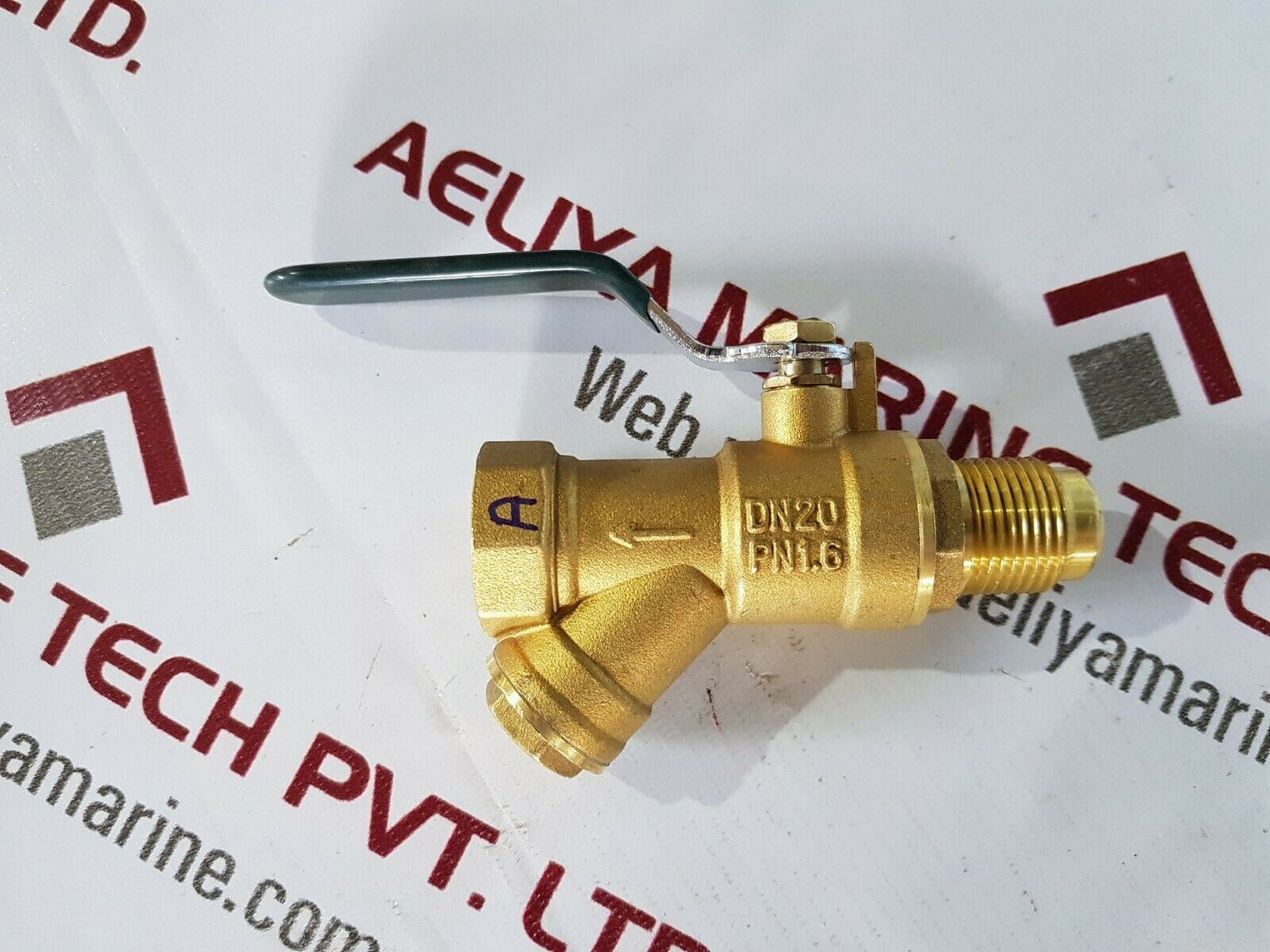 Honeywell pn1.6 dn20 brass ball valve with strainer
