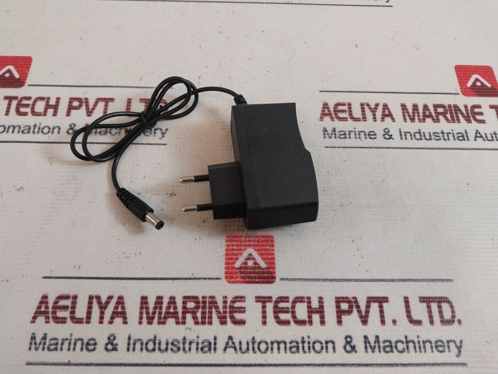 1X2 Hdmi Splitter With Ac-dc Adapter Yq-052A 100-240V Ac