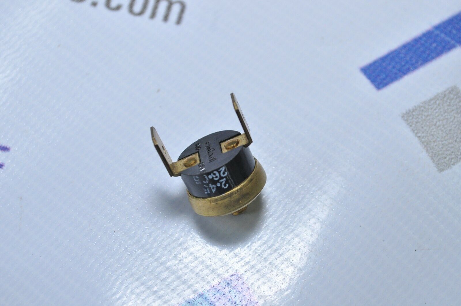 046336 controller,fan cut in and cut out es6d