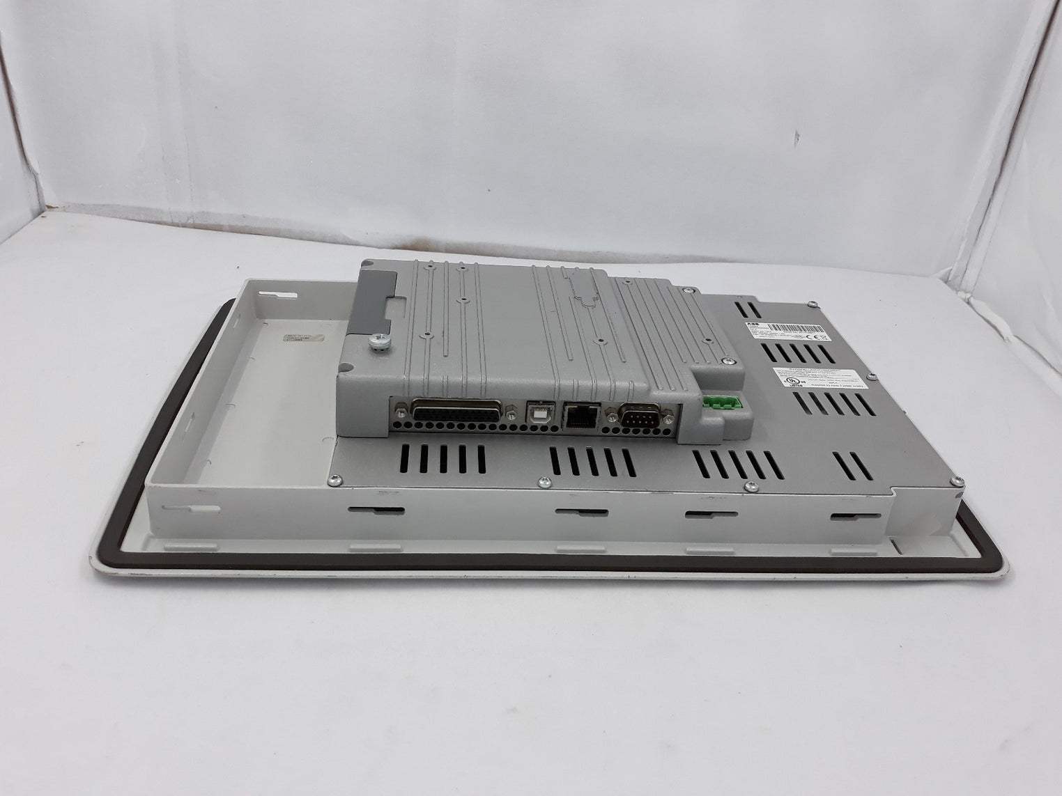 Abb panel800 pp846a 3bse042238r2 operator control panel