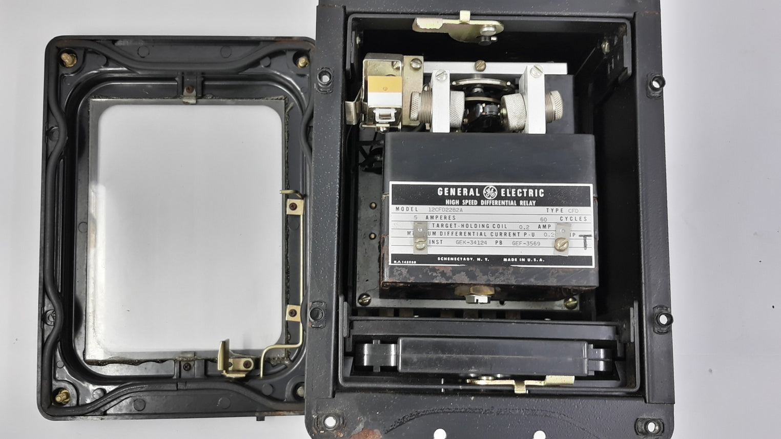 General Electric 12Cfd22B2A High Speed Differential Relay