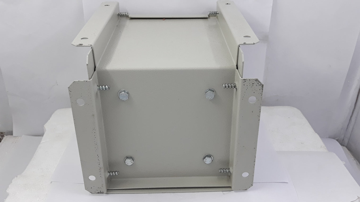 Carroll& Meynell Safety Isolating Transformer Input 230V 50Hz Single Phase