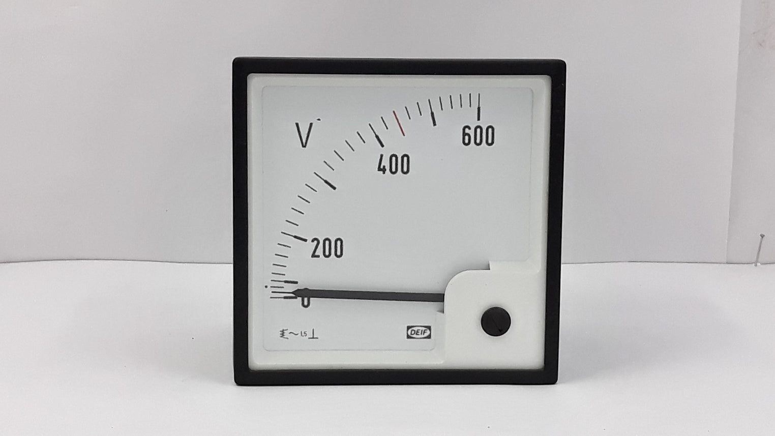 Deif Eq96-x 0To 600 Analog Voltage Meter 1200023010C