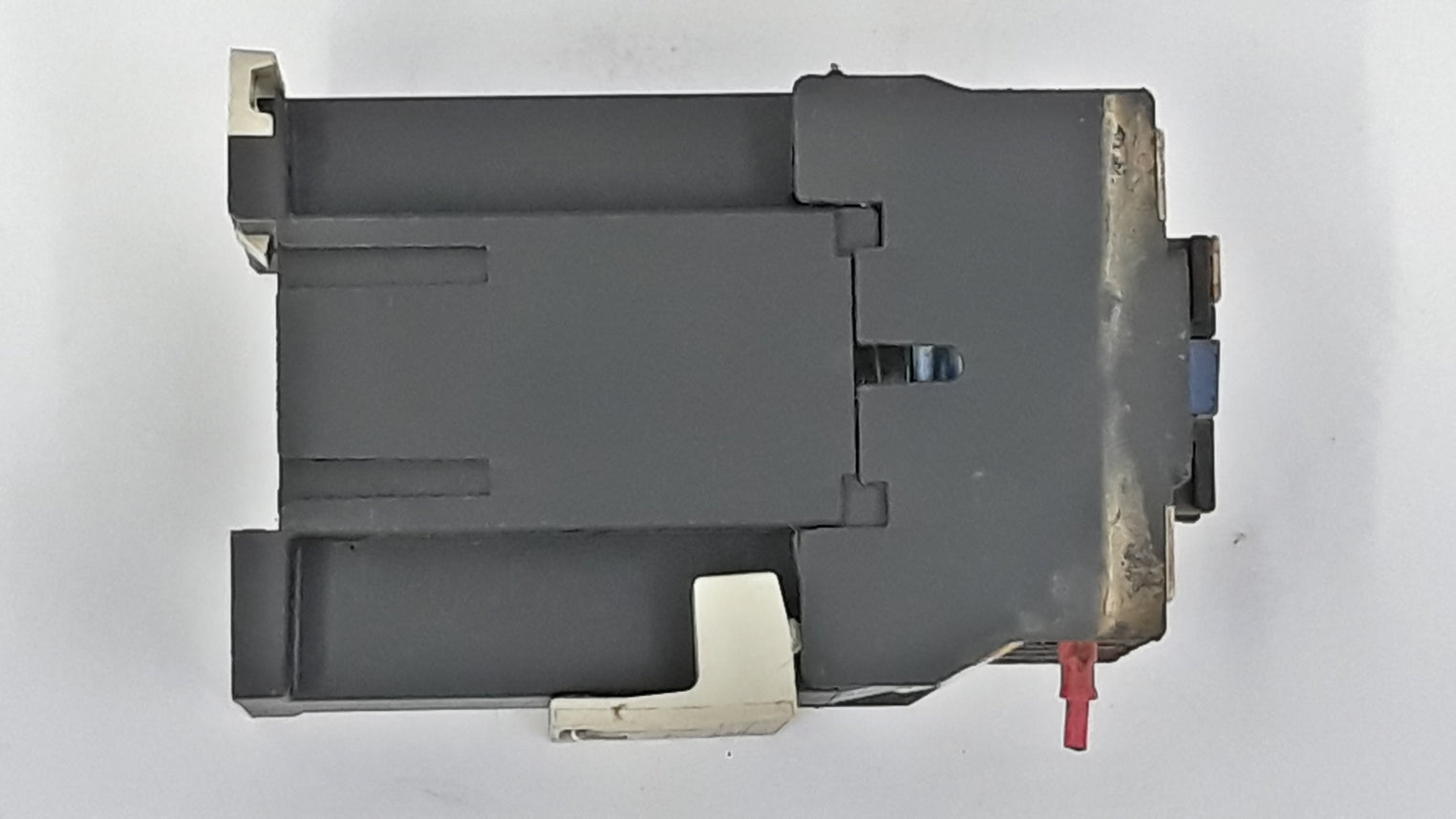 Telemecanique la4 dc1u control relay 24v