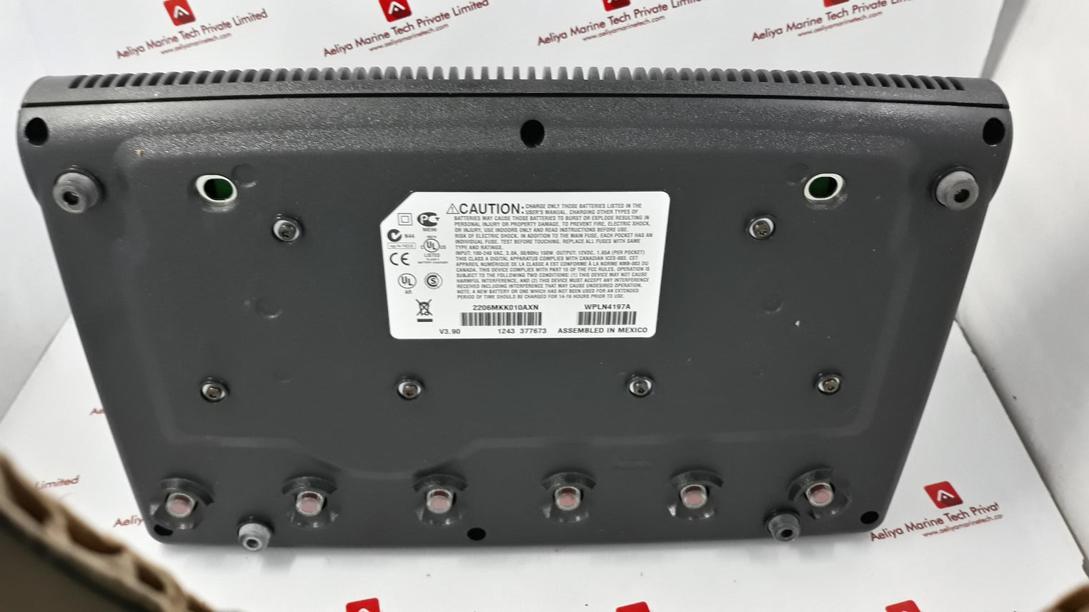 Motorola wpln4197a adaptive multi-unit charger