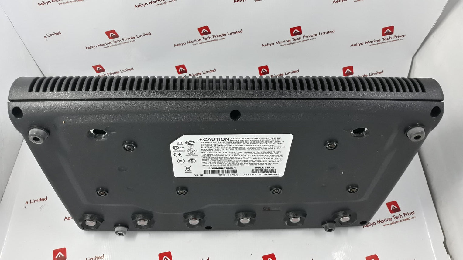 Motorola wpln4197a adaptive multi-unit charger