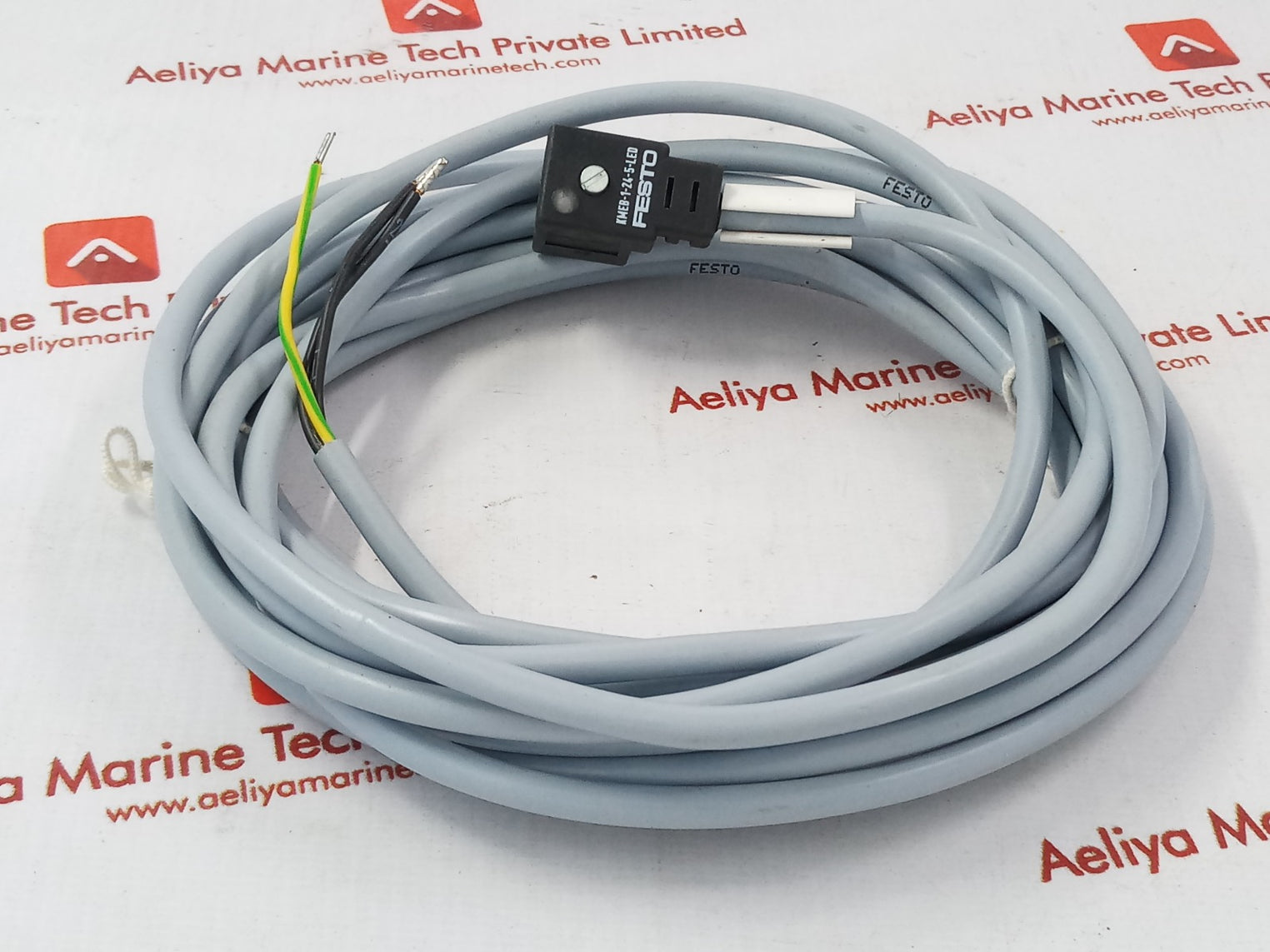 Festo Kmeb-1-24-5 Led Solenoid Plug Socket With Cable