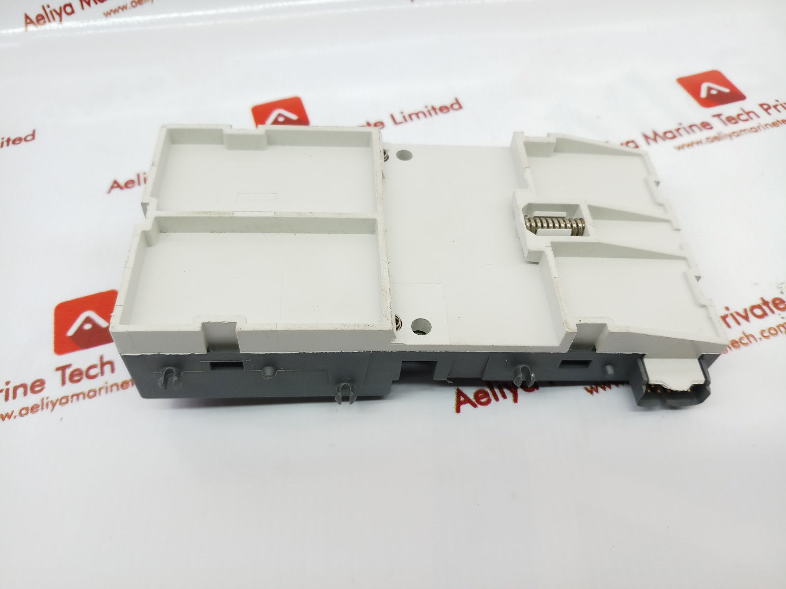 Abb Tu515 B1 1Sap212200 R0001 I/O Terminal Unit 24Vdc