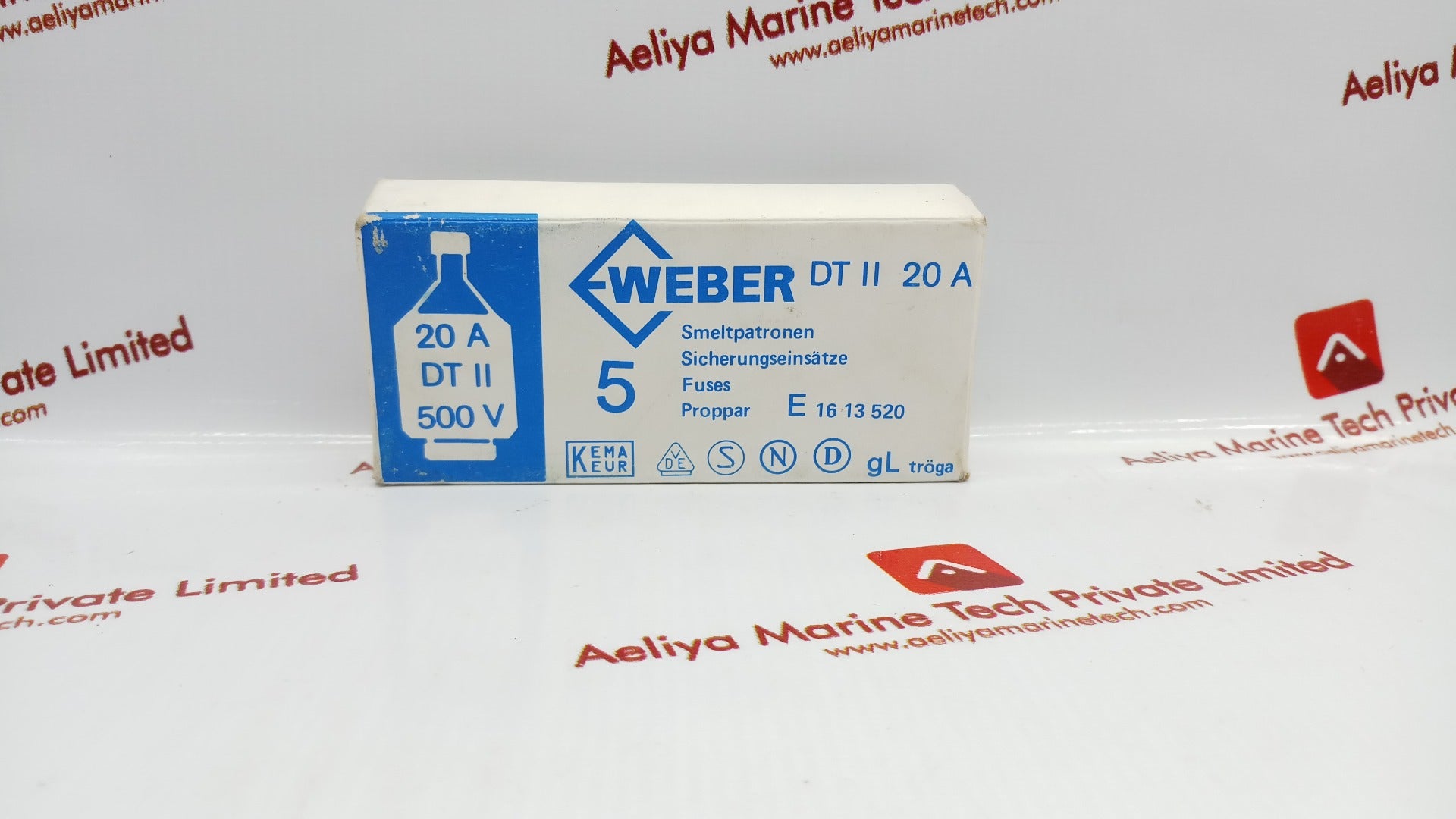 lot of 59 x Weber 20a dt II 500v fuse