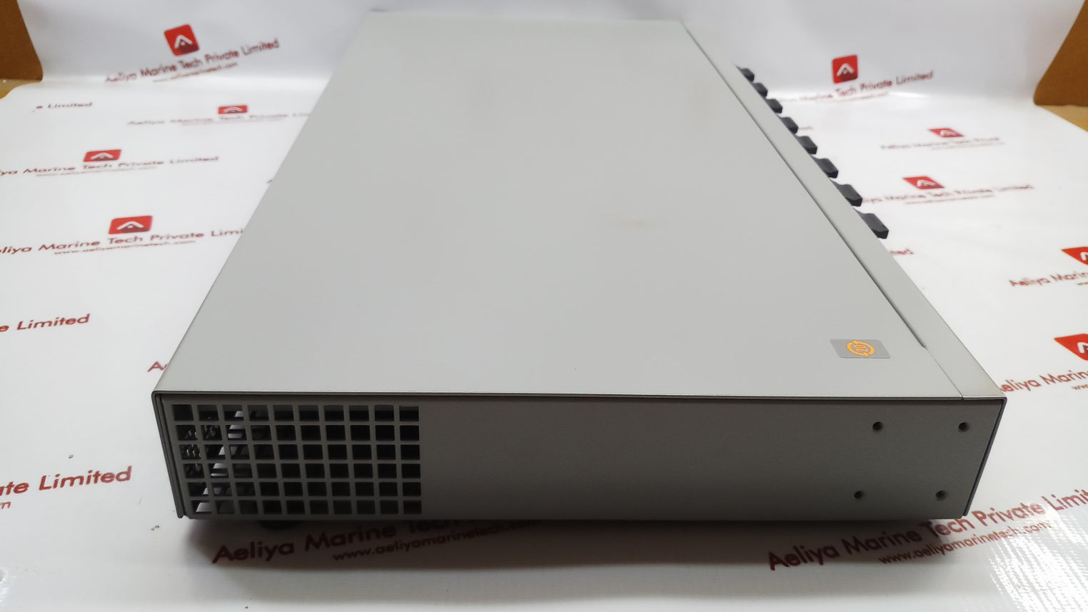 Allied telesyn at-8516f/sc 100base-fx fast ethernet switch