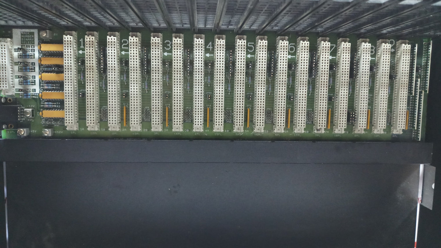 Ge Fanuc Ic697Chs782E Rack 17-slot Rear Mount