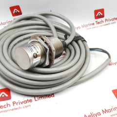 Allen bradley 871tm-bh15n30-ax proximity sensor ser A