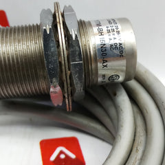 Allen bradley 871tm-bh15n30-ax proximity sensor ser A