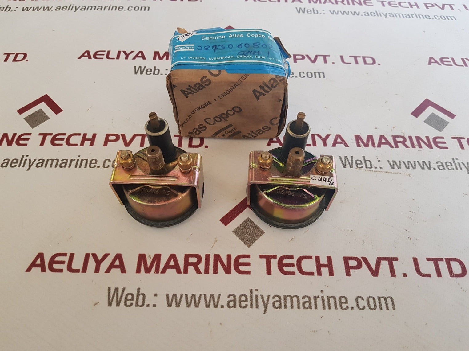 Veethree kg/cm2 oil pressure gauge