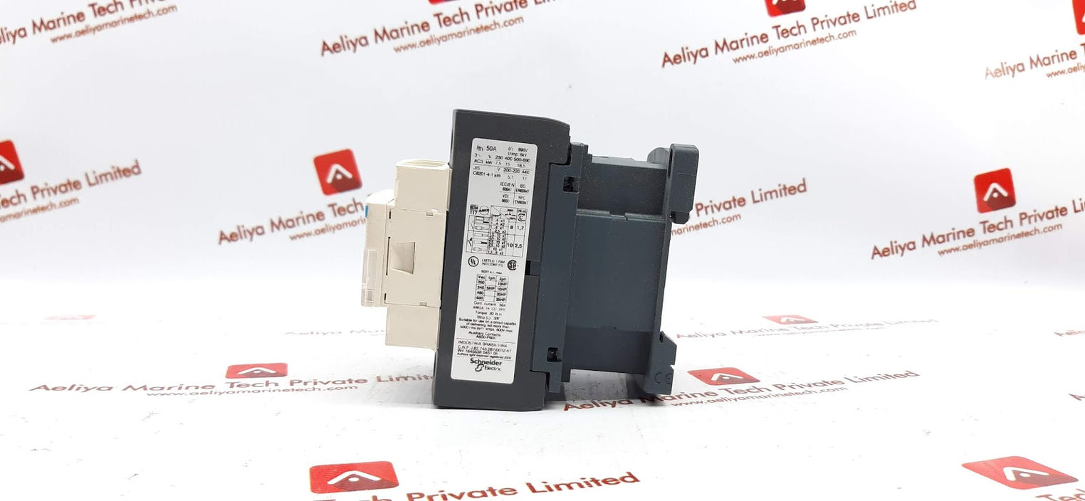 SCHNEIDER TELEMECANIQUE LC1D32 CONTACTOR 50/60HZ