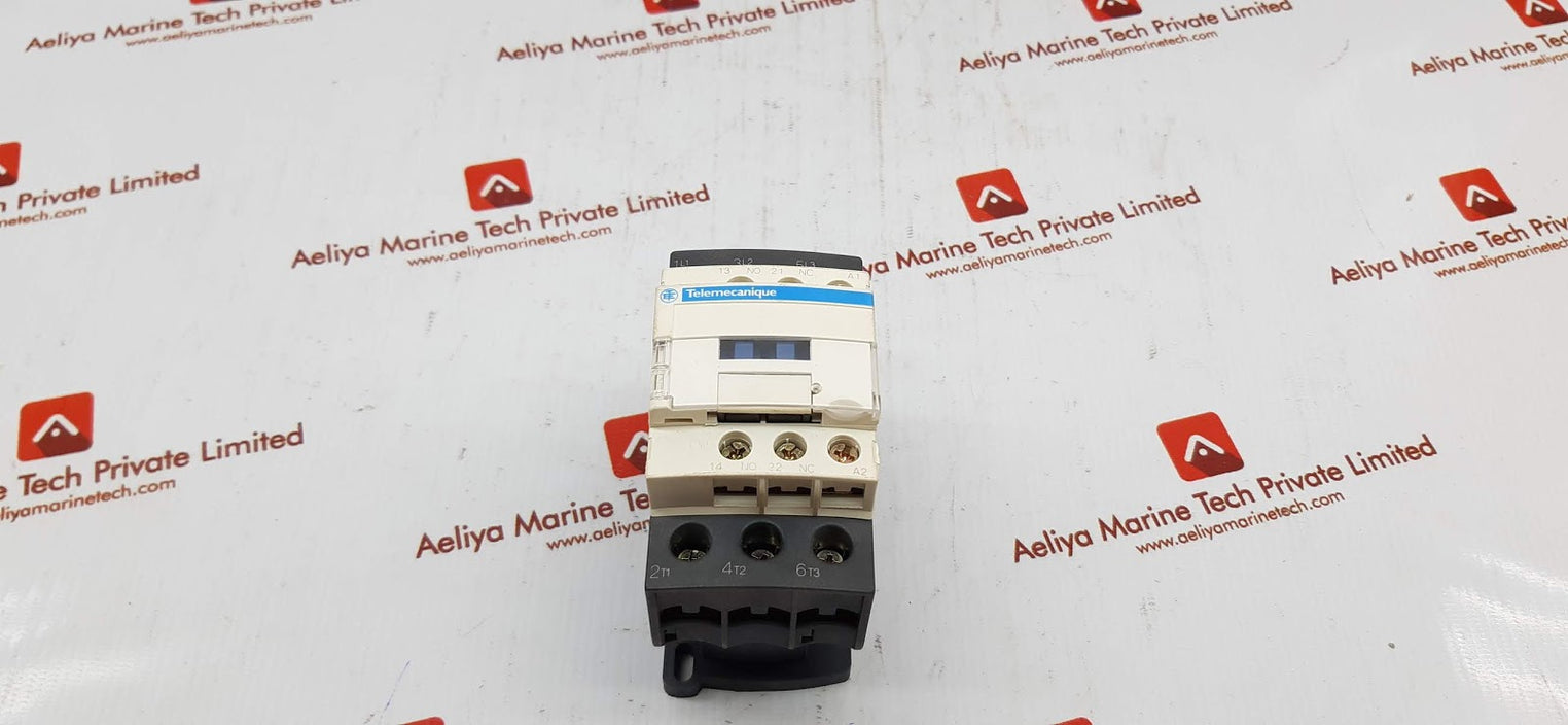 SCHNEIDER TELEMECANIQUE LC1D32 CONTACTOR 50/60HZ
