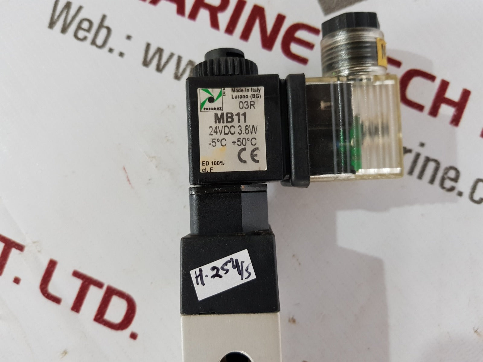 Pneumax 488.52.0.0.m11 valve