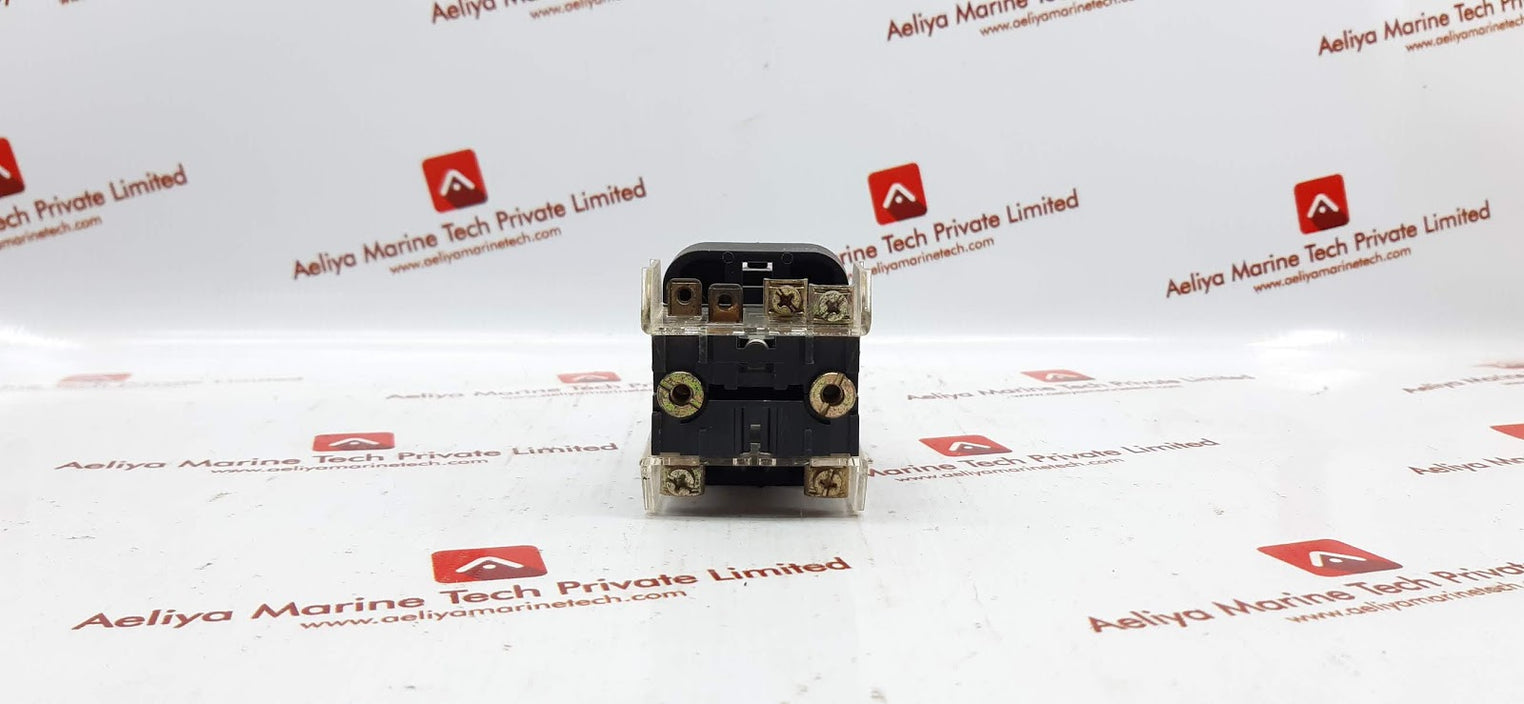 ALLEN BRADLEY 800T-QB24 BLUE ILLUMINATED PUSHBUTTON SERIES T