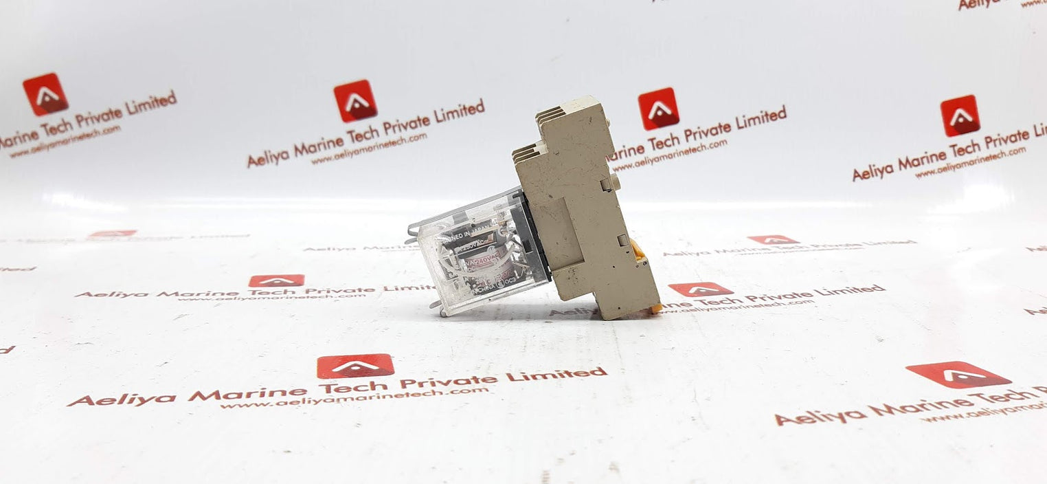 OMRON MY2N RELAY 220/240VAC