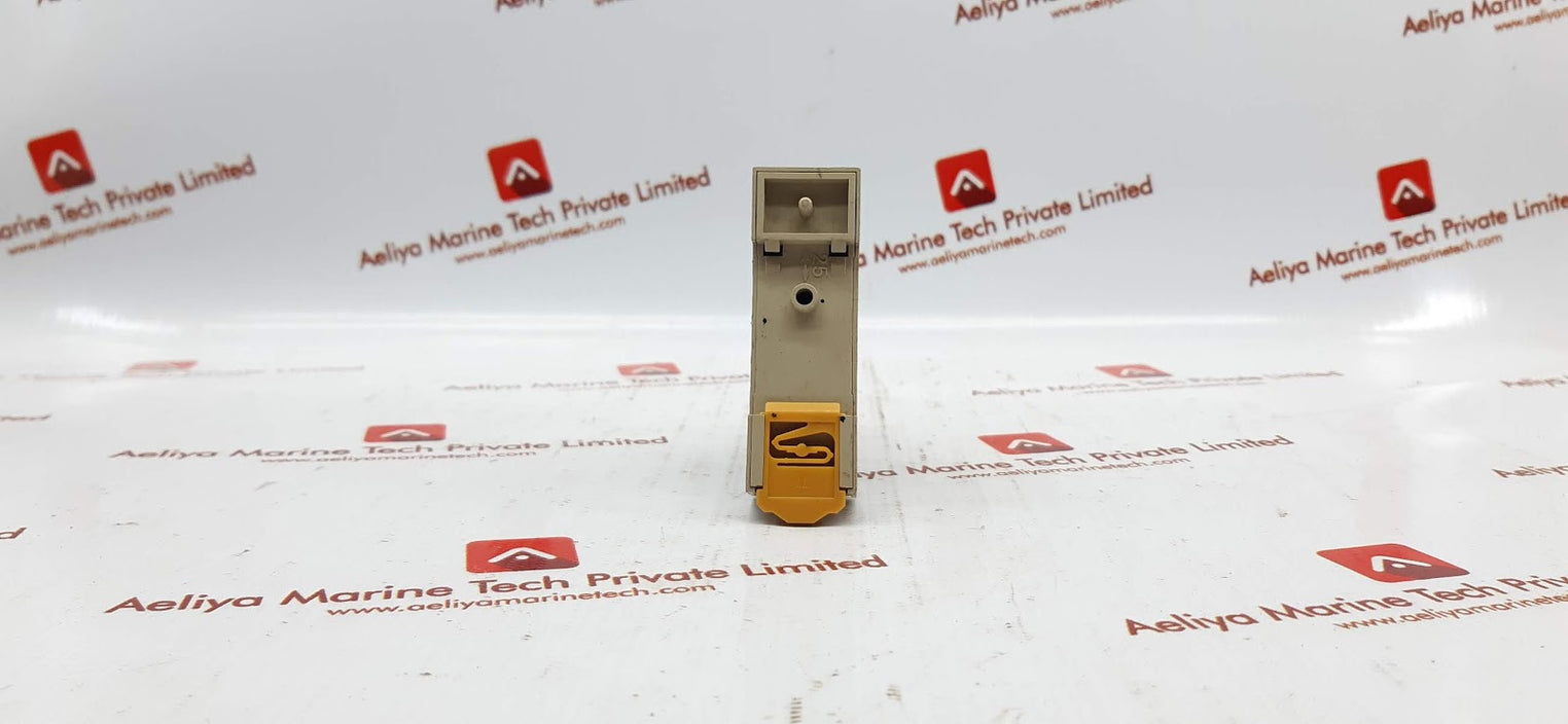 OMRON MY2N RELAY 220/240VAC