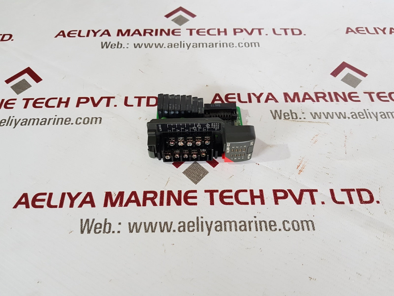 plc direct d2-08tr relay output module