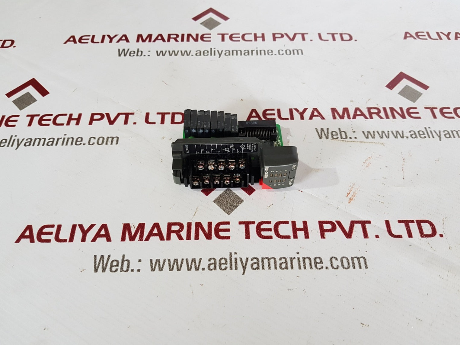 plc direct d2-08tr relay output module