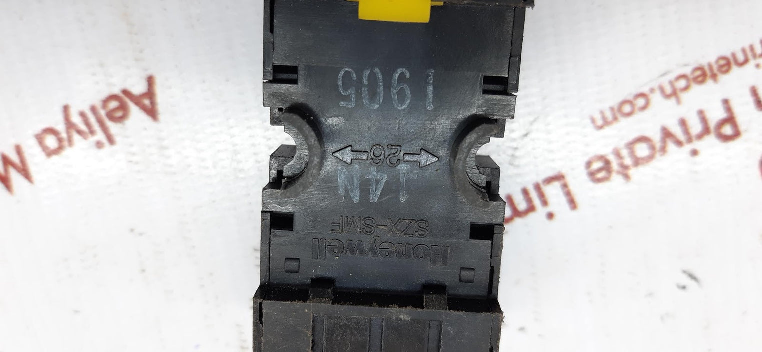 HONEYWELL SZX-SMF RELAY SOCKET
