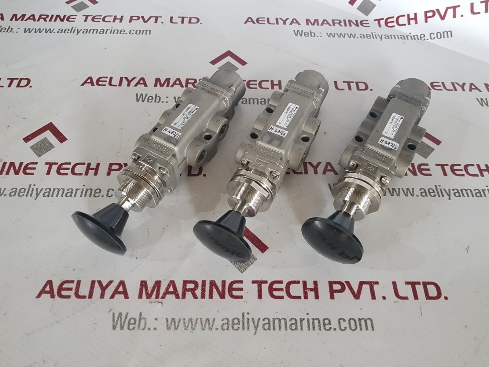 Versa vzi-4302-316-43e pneumatic directional valve